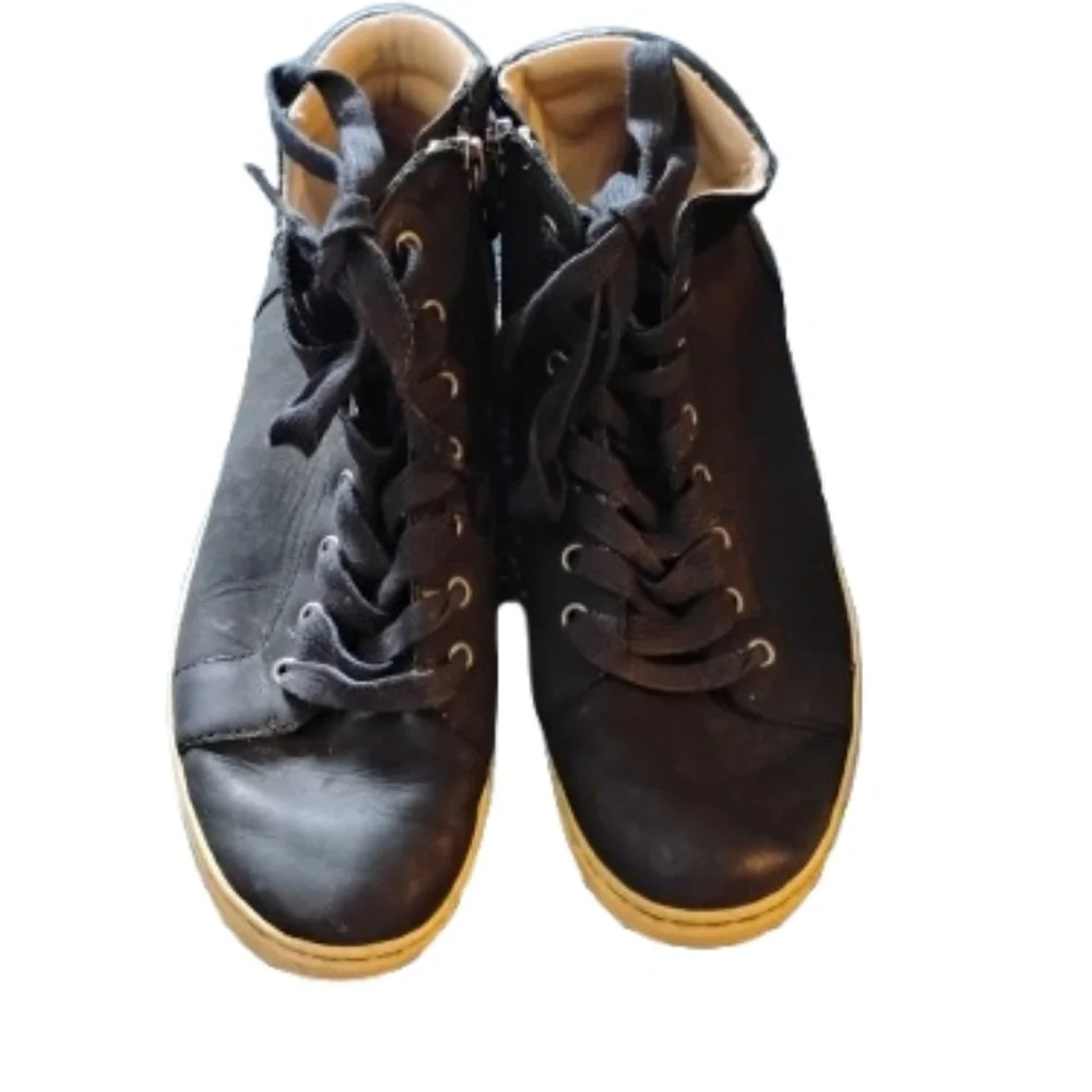 UGG Womens Gradie High Top Black Leather Sneakers Sz 8.5